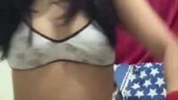 New Video Viral Duo Abg Cantik Adu Mekanik Lakukan Bulan Top Trending 1 Global Indonesia 2025